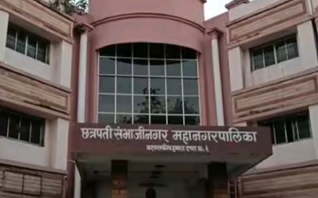 लगे रहो नेताजी... महाराष्ट्र मे विधान सभा चुनावो के बाद  छुट भय्ये  नेताओ  मे  महानगर पालिका  ज़िलापरिषद चुनावो  की उम्मीद  जगी...