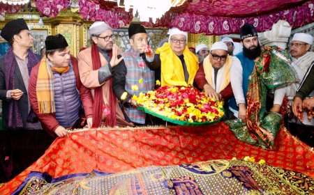 ख्वाजा की चौखट पर चादर, और भक्तों के दिलों में मिर्ची... मामला  कोर्ट  तक  पहोंचा  !