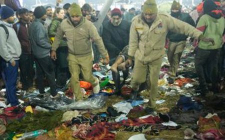 कुंभ  मेले मे भगदड 38 की मौत आकडा और बढने की आशंका... राहुल गांधी  ने  लगाया बद इंतज़ामी का आरोप  !