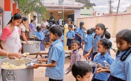 सरकरी स्कूलो मे अब खिचडी की जगह मिलेगा पुलाव...  सरकार चहाती है योजना मे लोक सहभाग बढे... मास्टर सहाब करगें जमा चंदा...!