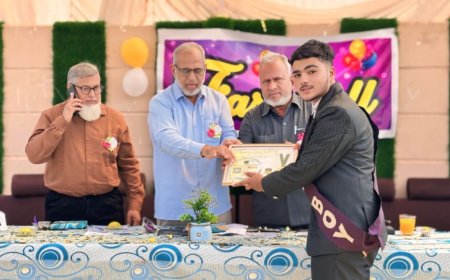 सरोश कॉलेज में वार्षिक सम्मेलन संपन्न, शेख़ फहाद बेस्ट स्टूडेंट अवॉर्ड से सम्मानित