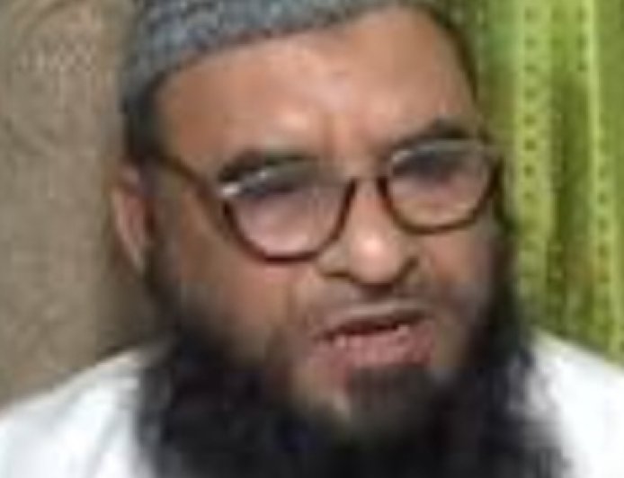 मौलाना साजिद रशिदी ... थप्पड से डर नही लगता सहाब...!