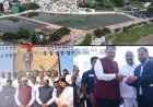 स्व. वसंतराव नाईक और स्वामी रामानंद तीर्थ की प्रतिमाओं का अनावरण; कमल तलाव का लोकार्पण, मुख्यमंत्री ने लिया पहला टिकट