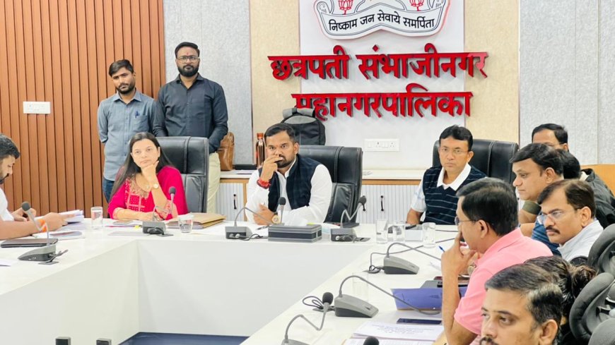 चुनाव से पहले प्रशासन सतर्क, 8 हजार मतदान कर्मियों को प्रशिक्षण