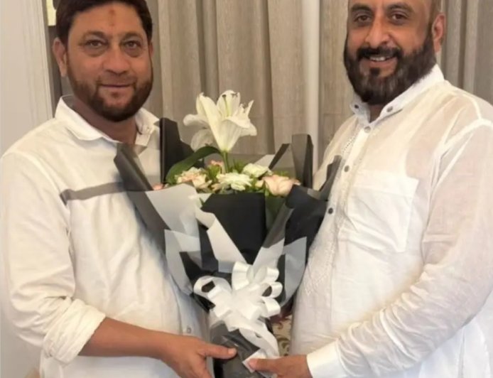 नासेर सिद्दीकी  को  AIMIM  ने शहर अध्यक्ष पद की बडी ज़िम्मेदारी सौंपी!